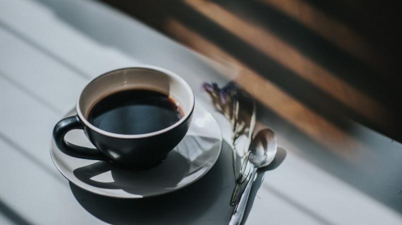 Pénteki friss hírek, közlekedési helyzet és időjárás - Reggeli összefoglaló!