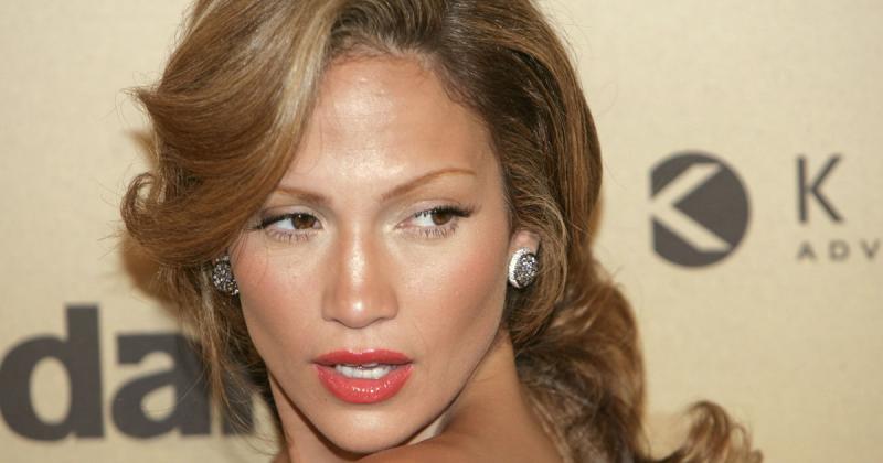 Ez a hajszín varázsa éveket fiatalít - Jennifer Lopez is ezt állítja!