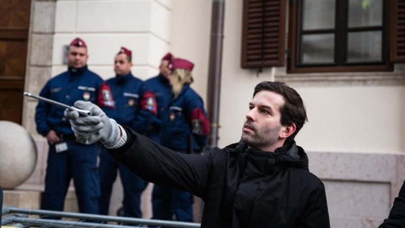Fekete-Győr véleménye szerint Kövér egy váratlan kijelentéssel elárulta, hogy milyen tevékenységeket folytat a kormány.