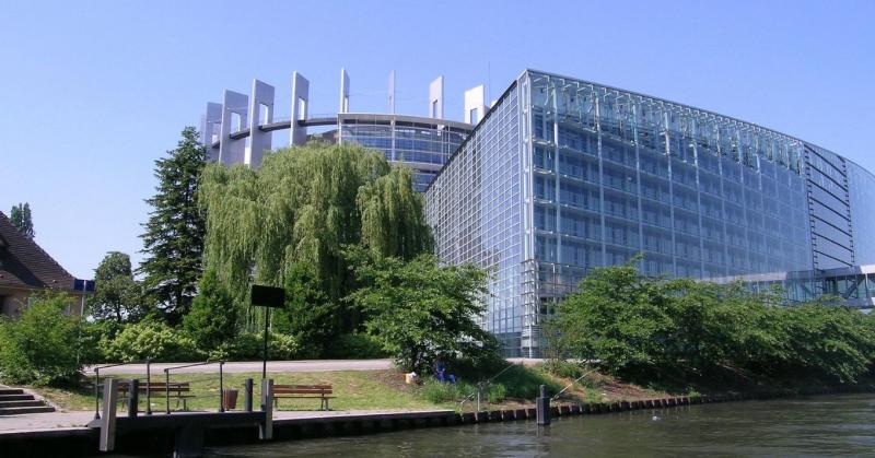 Gazdák fellázadtak az EU ellen: feszültség növekszik Strasbourgban az agrártámogatások csökkentése miatt.