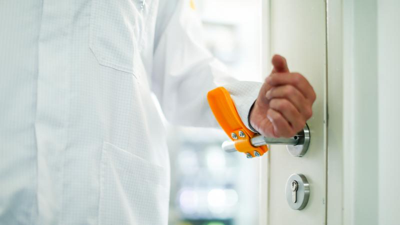 A koronavírussal kapcsolatos legkomolyabb hatásokat vizsgáló kutatások sajnos leálltak, ami komoly aggodalmakat vet fel a jövőbeli megértés és a válaszreakciók szempontjából.