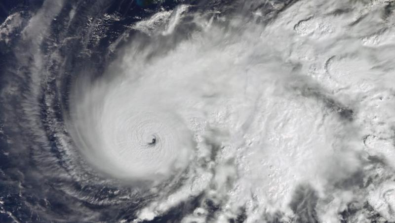 A hurrikánok ereje olyan mértékben megnövekedett, hogy elkerülhetetlenné vált egy új, külön kategória bevezetése.